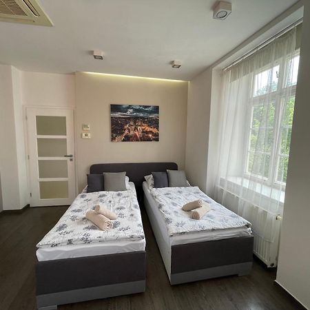 Agnes - Apartments Praga Exterior foto