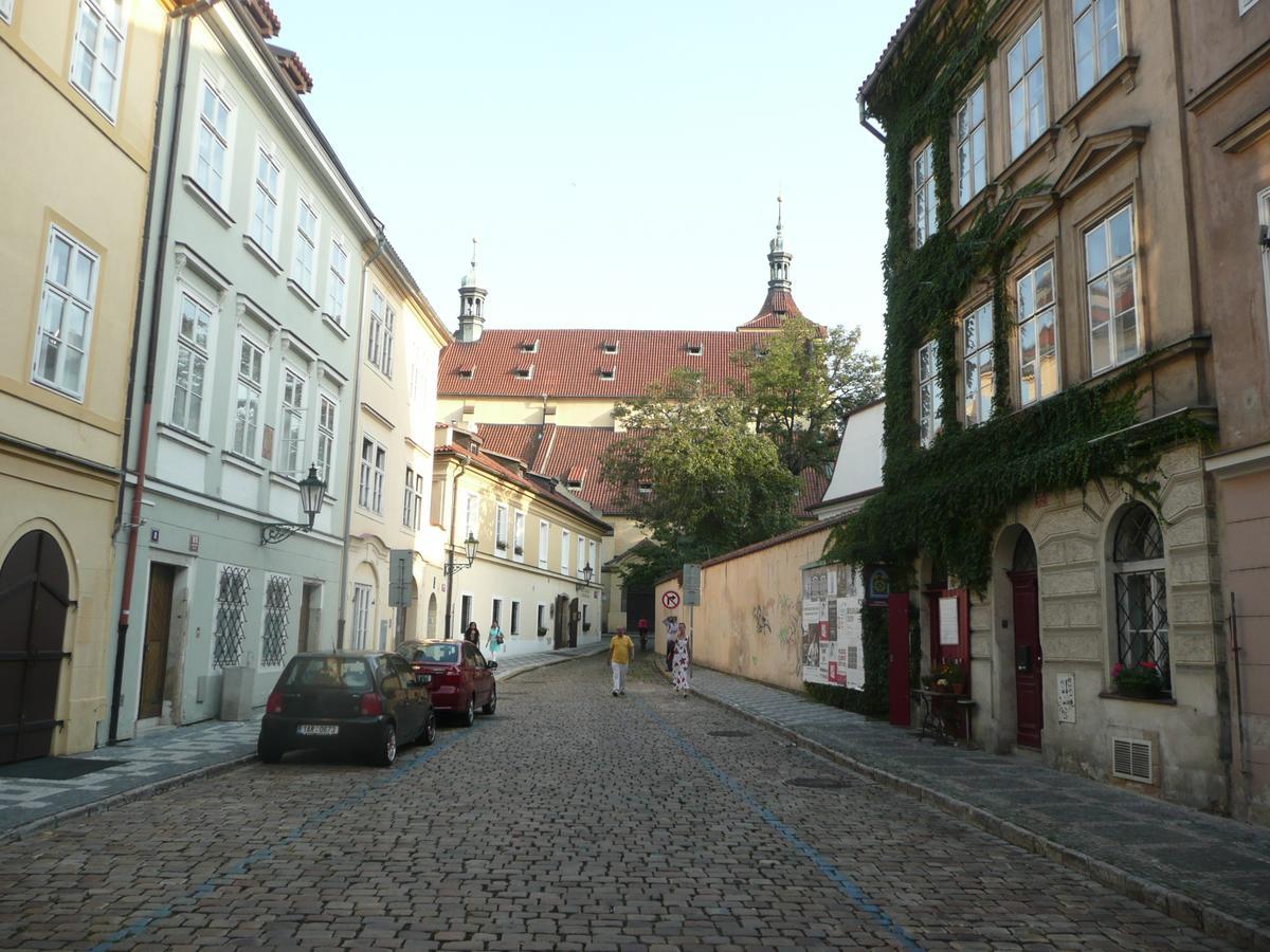 Agnes - Apartments Praga Exterior foto