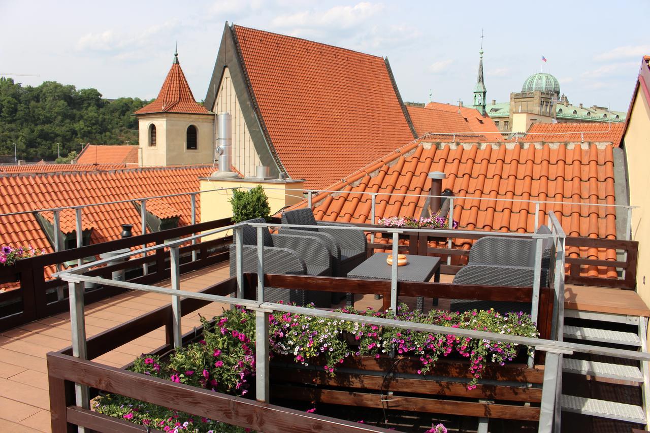 Agnes - Apartments Praga Exterior foto