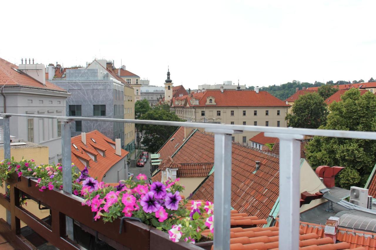 Agnes - Apartments Praga Exterior foto