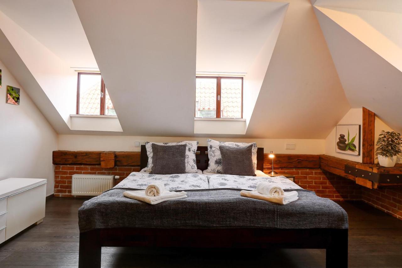 Agnes - Apartments Praga Exterior foto